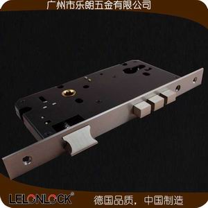 三桿鎖體防盜性強(qiáng)嗎？